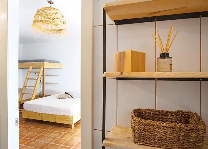 Vandrerhjem Tenerife Surf Camp