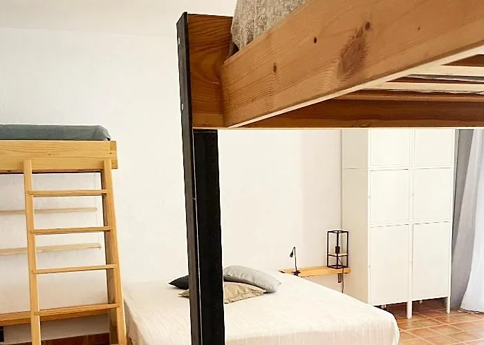 Tenerife Surf Camp Hostel *